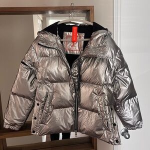 Eleven Elf’s | SOLEY VEGAN DOWN 2 IN 1 JACKET | METALLIC SILVER